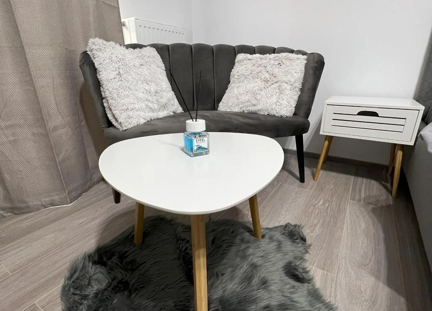 Refined Studio Haven At Exigent Plaza - 08 Bucarest